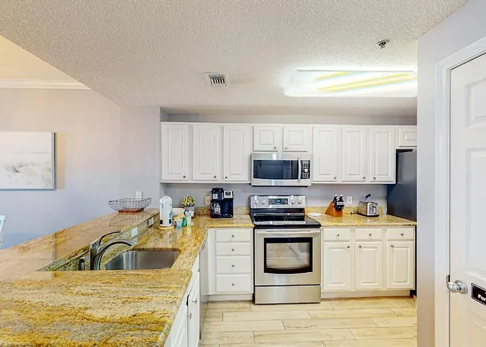 Oceanfront With Pools Hot Tub Tennis & Gym - Easy Access *